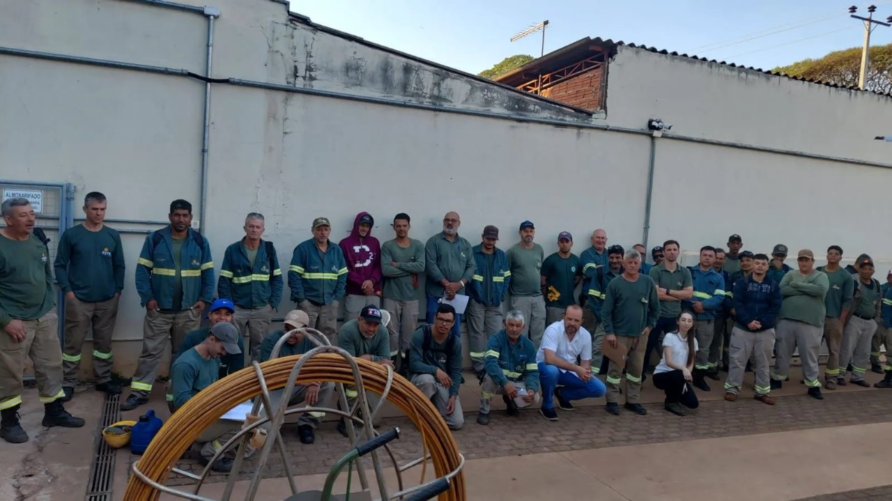 Trabalhadores fazem paralisação em protesto por mais uma vítima do descaso da COPEL