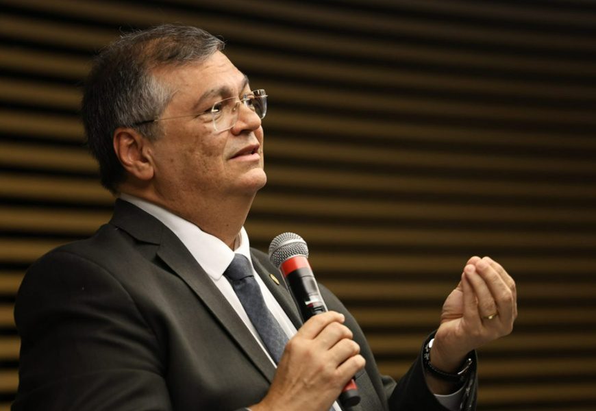 FLÁVIO DINO DEFENDE COMPETÊNCIA DA JUSTIÇA DO TRABALHO PARA CASOS DE PEJOTIZAÇÃO.