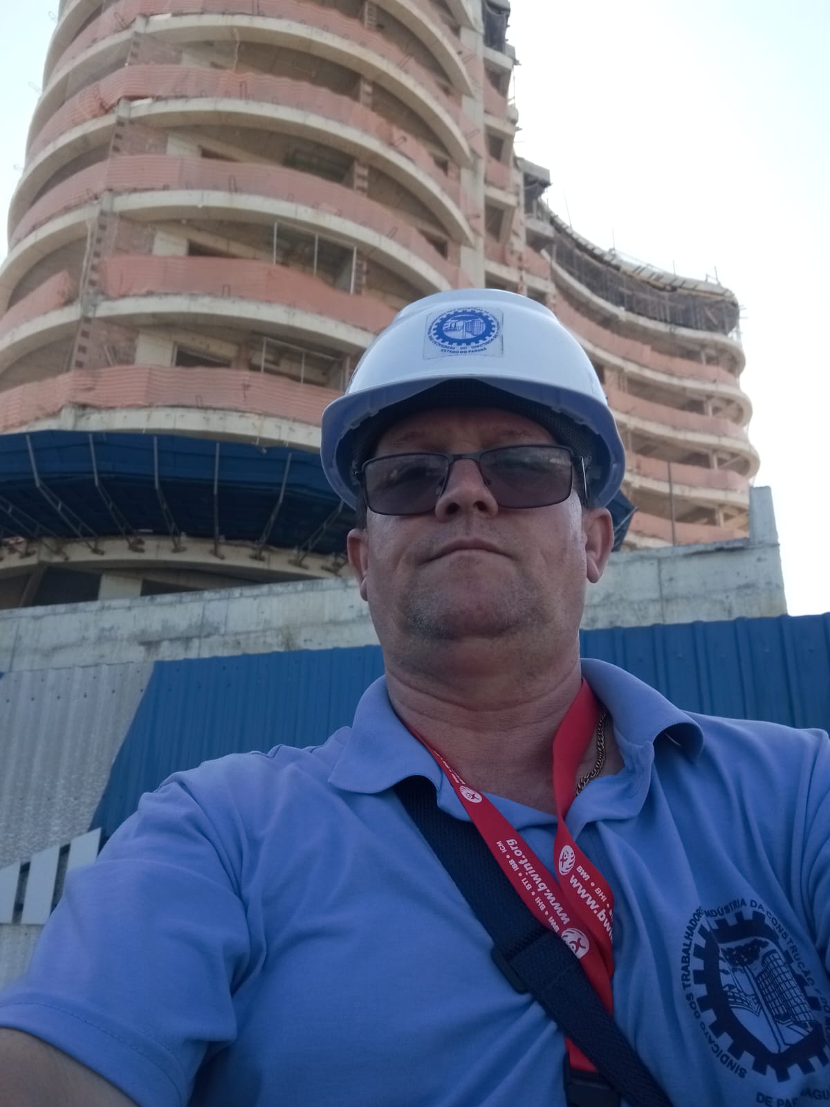 SINDICATO NAS BASES!