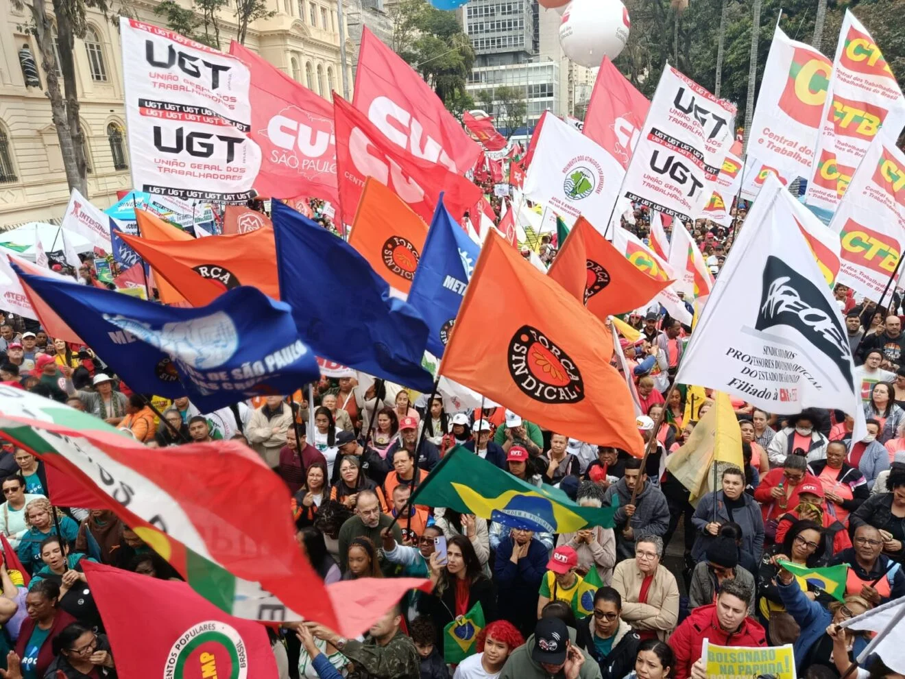 MARCHA DA CLASSE TRABALHADORA ACONTECE DIA 15 DE ABRIL, EM BRASÍLIA!