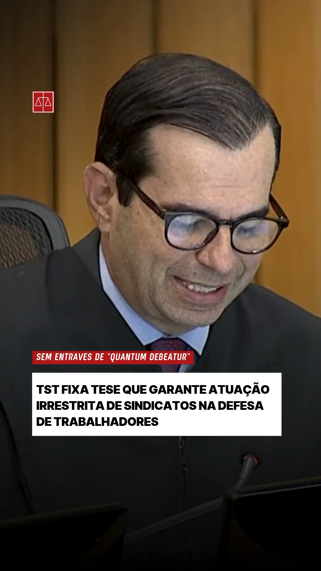 EM DEFESA DA  CLT !